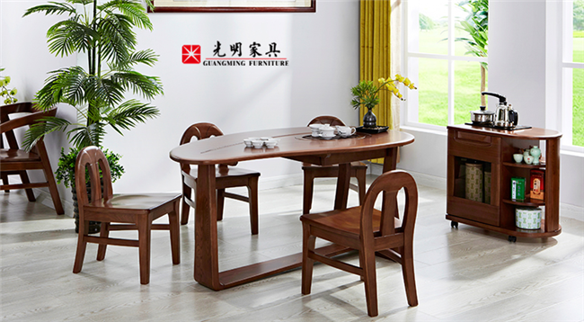 家·用心呵護(hù)的港灣，怎能缺少高品質(zhì)的實(shí)木家具