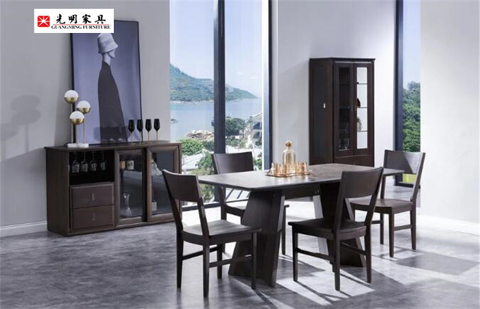 你也覺(jué)得實(shí)木家具價(jià)格高么?那是因?yàn)槟悴涣私猓? alt=